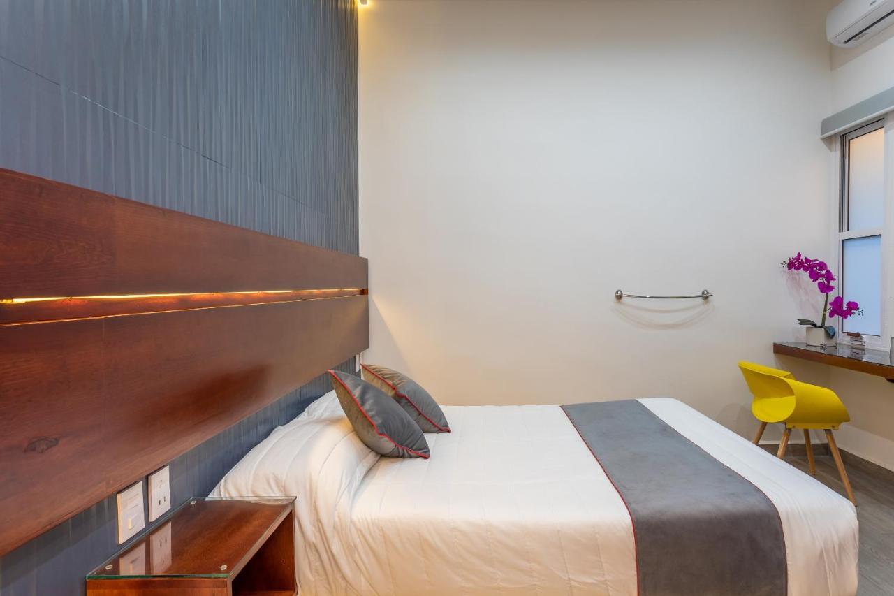 Standard with view,1026943036:JPEG