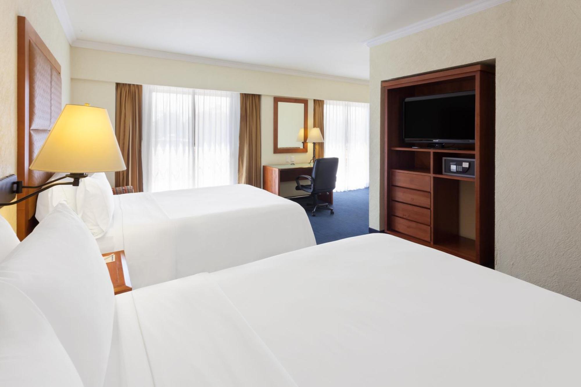 Standard Queen Room Two Queen Beds Extra Floor Space
