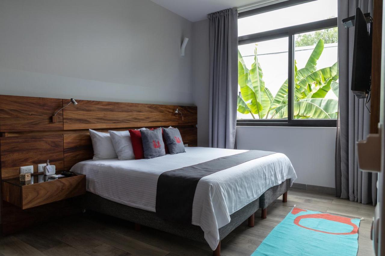 Deluxe Room,1267893529:JPEG