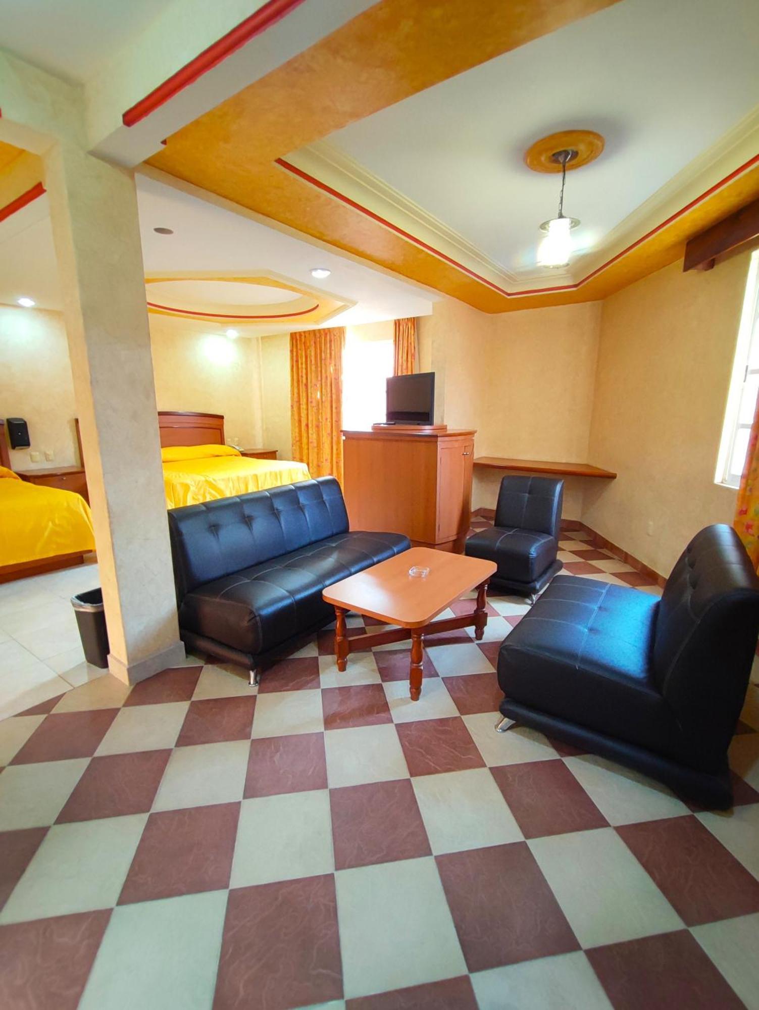 Habitación Doble Estándar con 2 camas dobles