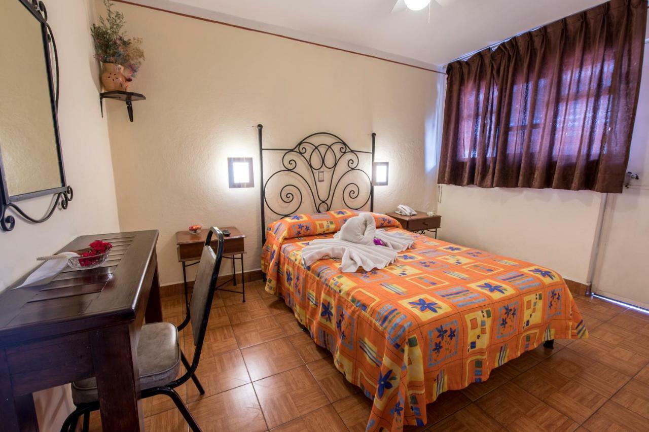 Double Room,967714117:JPEG