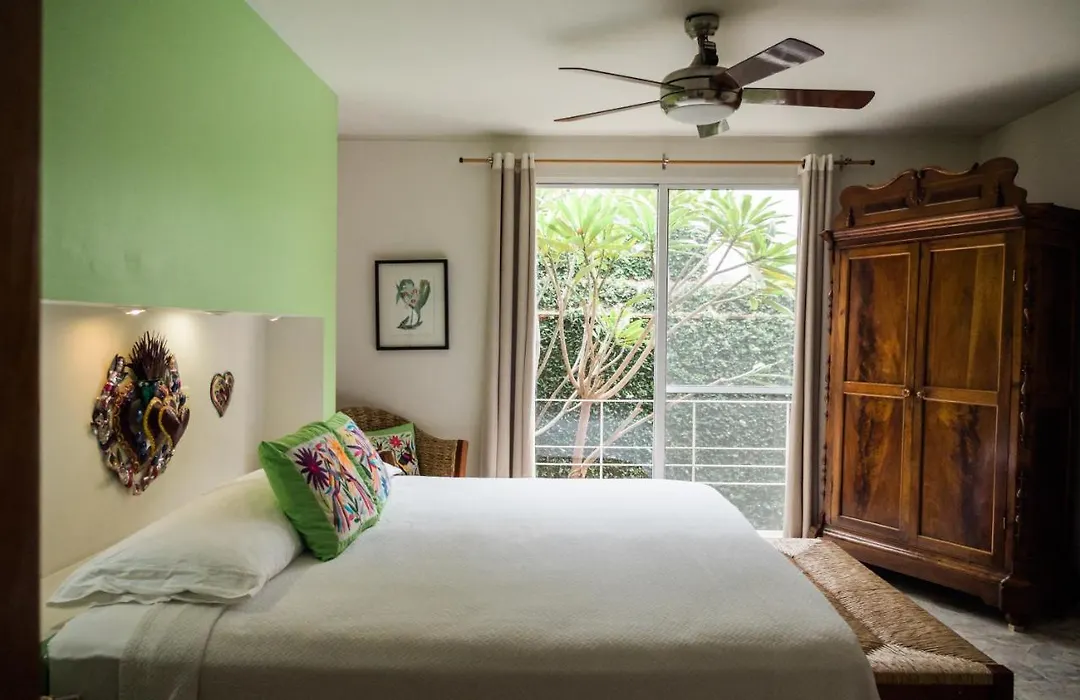 Casa de las Bugambilias B&B-1