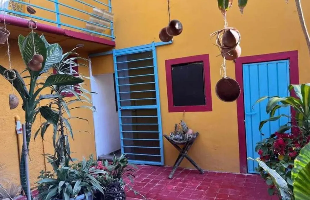 Casa Grey-1