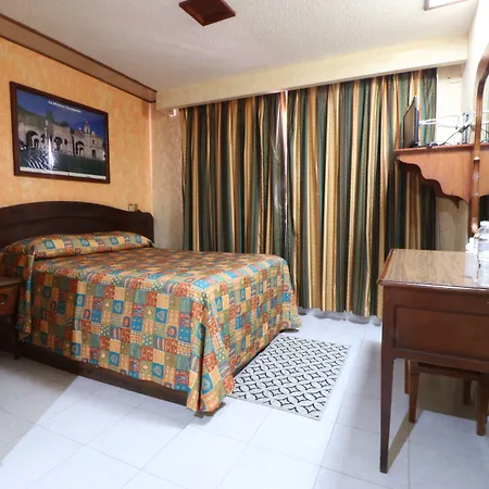 Hotel Isabel I-3