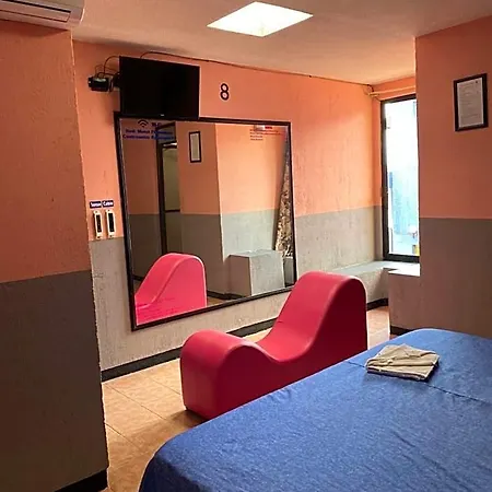 Motel Flamingos-3